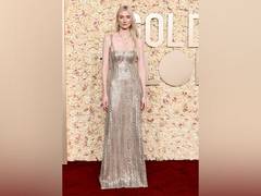
      
      Golden Globes winner Elizabeth Debicki on her role in 'The Crown'
      
      