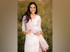 
      
      Jasmine Bhasin dubs in Punjabi for 'Warning 2'
      
      