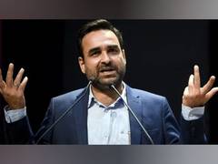 
      
      Pankaj Tripathi gives up idea of becoming politician after this
      
      