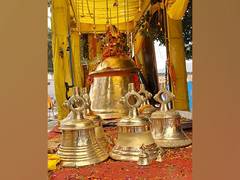 
      
      Bell weighing 2400 kg from UP's Etah to grace Ram Temple
      
      