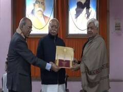 
      
      RSS chief Mohan Bhagwat invited to Pran Pratishtha ceremony
      
      