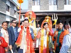
      
      Dhami inaugurates Maa Dhari Devi, Lord Shri Nagaraja Shobhayatra
      
      