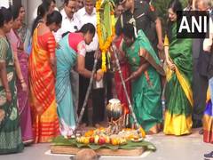 
      
      Telangana Governor Tamilisai Soundararajan celebrates 'Bhogi'
      
      