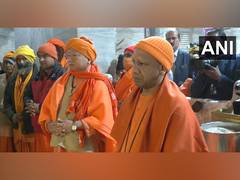 
      
      UP: CM Yogi offers prayers at Gorakhnath Temple
      
      