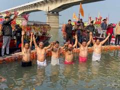 
      
      UP Congress Leaders visit Ayodhya
      
      