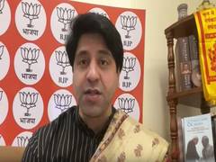 
      
      AAP-Congress are perfect example of 'friendship with benefits': B
      
      