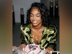 
      
      Lori Harvey drops pictures from her 