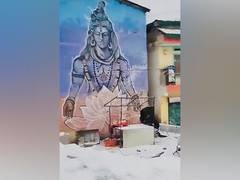 
      
      Uttarakhand: Kedarnath Dham receives heavy snowfall
      
      