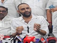 
      
      YSRCP MLA Kodali Nani leads bike rally on NTR's death anniversary
      
      