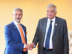 
      
      Jaishankar calls on Sri Lanka President Wickremesinghe in Kampala
      
      