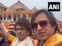 
      
      Vivek, Sonu Nigam arrive in Ayodhya for Pran Pratishtha ceremony
      
      