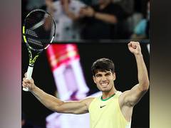 
      
      Australian Open: Alcaraz drubs Kecmanovic to seal QFs spot
      
      