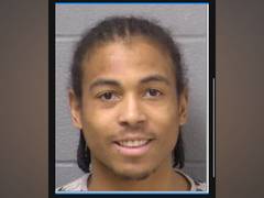 
      
      US: Suspect in 7 Chicago shooting deaths found dead
      
      
