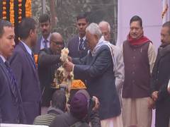 
      
      Bihar CM, Dy. CM pay floral tributes to Subhas Chandra Bose
      
      