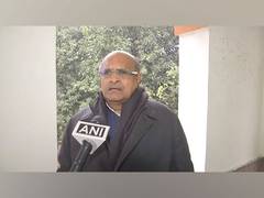 
      
      'Nitish Kumar met Bihar Governor regarding appointment of VCs'
      
      