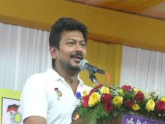 
      
      Udhayanidhi Stalin felicitates fishermen in Chennai 
      
      