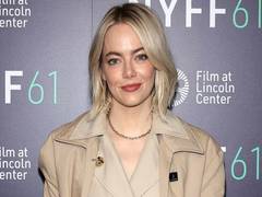 
      
      Emma Stone reacts to Oscar nod for 'Poor Things'
      
      