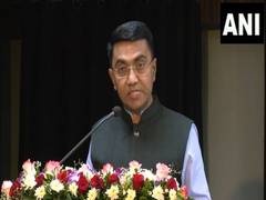 
      
      Goa CM Sawant extends greetings on eve of Republic Day 
      
      
