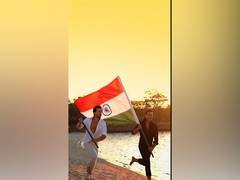
      
      Akshay Kumar wishes fans on Republic Day
      
      