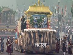 
      
      R-Day: Ladakh tableau features girls playing ice hockey
      
      