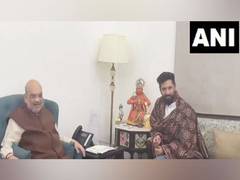 
      
      Bihar politics: Chirag Paswan meets Amit Shah; BJP, RJD and JDU
      
      