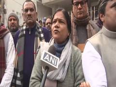 
      
      Patna: RJD supporters gather outside ED office 
      
      