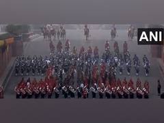 
      
      Vijay Chowk reverberates to Indian tunes during Beating Retreat
      
      