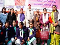 
      
      Uttarakhand CM listens to PM Modi's 'Pariksha Pe Charcha' program
      
      