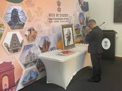 
      
      Indian envoy to Australia pays homage to Mahatma Gandhi 
      
      