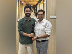 
      
      Vikrant Massey poses with IPS officer Manoj Kumar Sharma
      
      