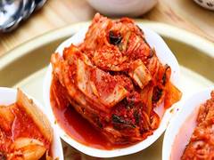 
      
      Up to three daily servings of kimchi may reduce men’s obesity 
      
      