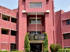 
      
      IIMC granted deemed-to-be university status
      
      