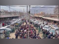 
      
      Sit-in continues in Gilgit over delay in implentation of demands
      
      