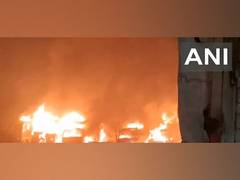 
      
      Fire breaks out at parking lot in Mumbai's Nalasopara
      
      