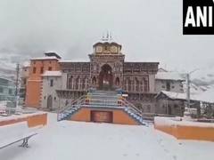 
      
      Uttarakhand: Badrinath Dham receives heavy snowfall
      
      