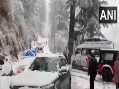 
      
      Himachal: Heavy snowfall hits road traffic, power supply
      
      