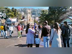 
      
      Tourists rush to Shimla after snowfall; hoteliers elated
      
      