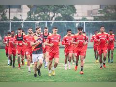 
      
      Mohun Bagan SG, East Bengal to lock horns for first Kolkata derby
      
      