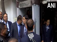 
      
      Delhi police team again reaches CM Kejriwal's residence
      
      
