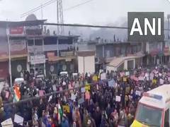 
      
      Amid freezing cold, march in Ladakh for statehood
      
      