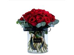
      
      Fyonlli - Flowers and Gifting E-commerce Store in UAE
      
      