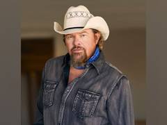 
      
      Music world offers condolences to Toby Keith's death
      
      