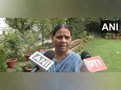 
      
      Rabri Devi, Misa Bharti to appear in court in land-for-job scam
      
      