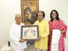 
      
      Pyarelal conferred with Lakshminarayana International Award
      
      