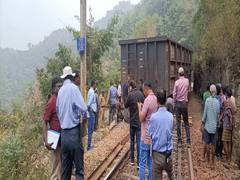 
      
      Goods train derails in AP's Visakhapatnam; no casualties reported
      
      