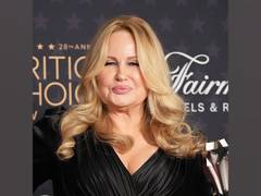 
      
      Jennifer Coolidge feels jealous of 'White Lotus' season 3 cast
      
      