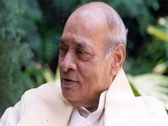 
      
      TDP supremo on PV Narasimha Rao to be conferred with Bharat Ratna
      
      