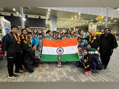 
      
      Indian women's U19 football team receives warm welcome in Delhi
      
      