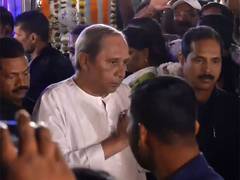 
      
      Odisha CM Patnaik pays tribute to V Sugnana Kumari Deo
      
      