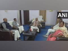
      
      HAM chief Jitan Ram Manjhi holds Vidhan Mandal Dal meeting
      
      
